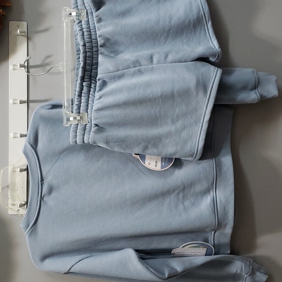 Better Together NWT 2-piece "Merry Christmas" Lounge Sweatshirt/Shorts Set - Picture 8 of 8